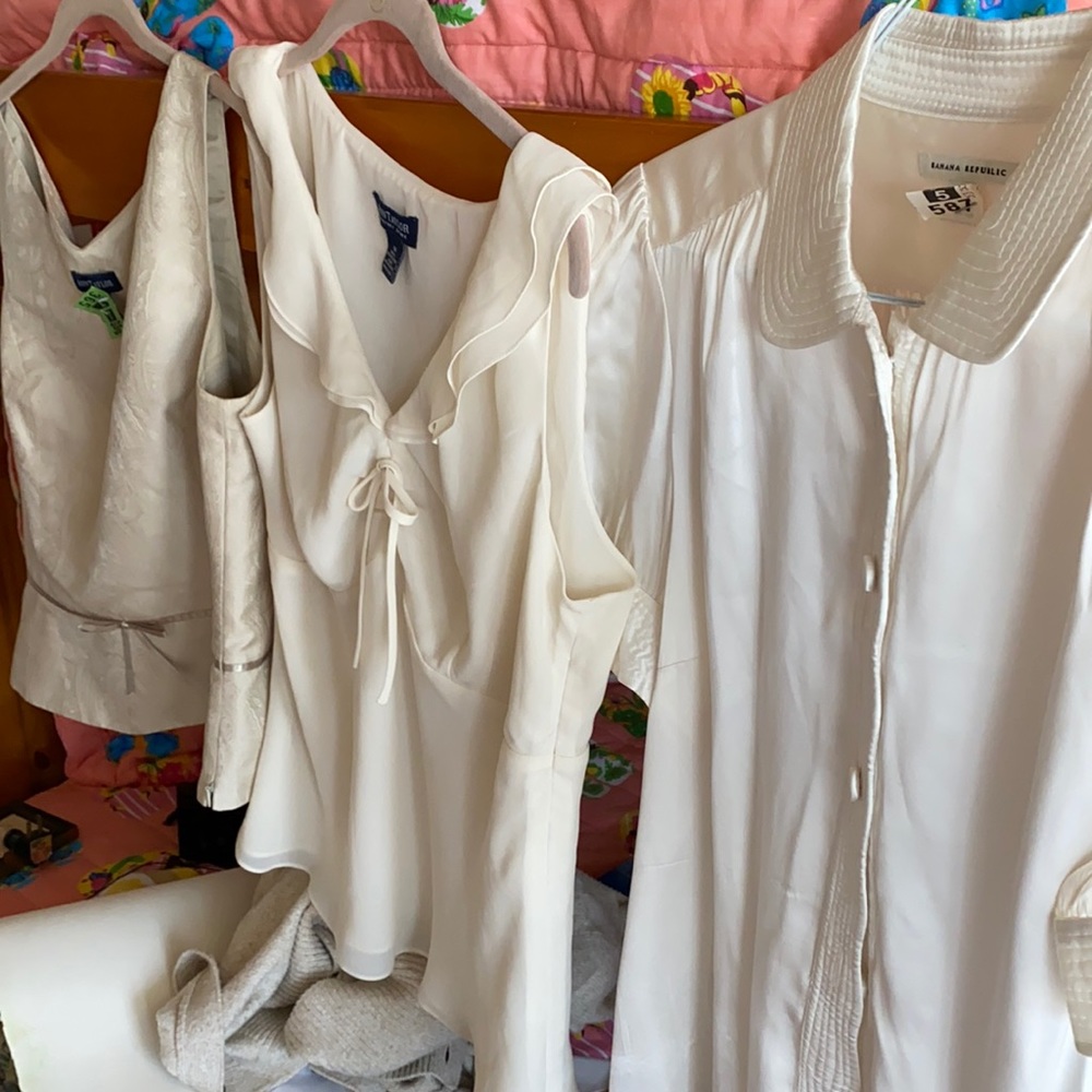 3 1 sale.... Great spring